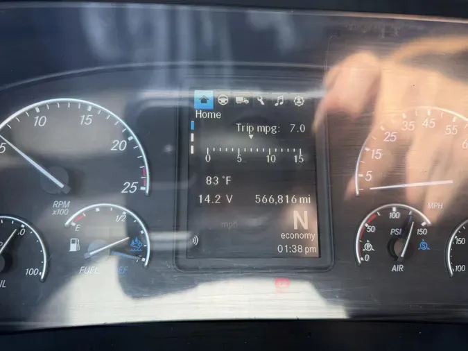 2022 Freightliner Cascadiae186940bbb05033b05e6875f7c02800f