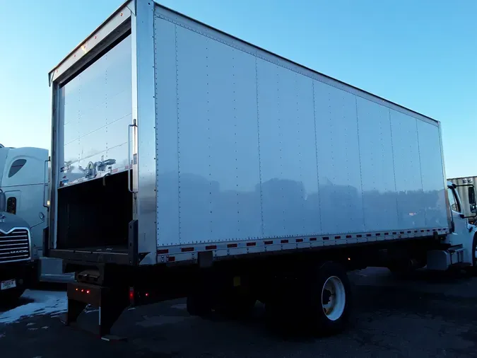 2018 FREIGHTLINER/MERCEDES M2 106