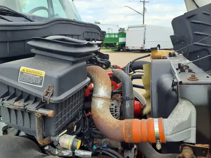 2017 NAVISTAR INTERNATIONAL 4300