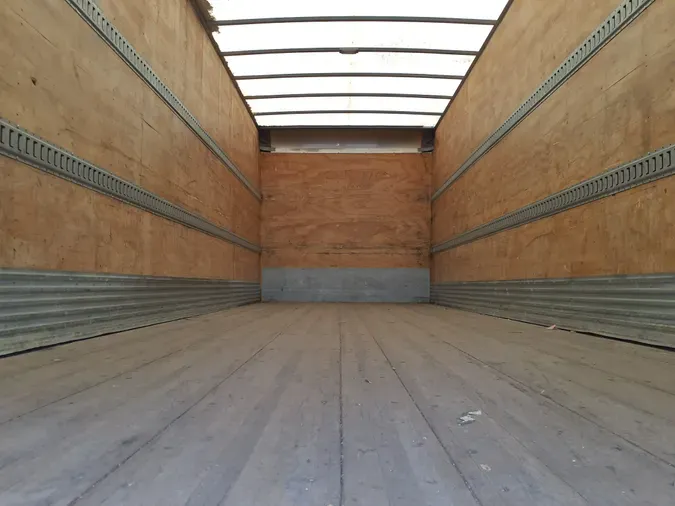 2020 FREIGHTLINER/MERCEDES M2 106