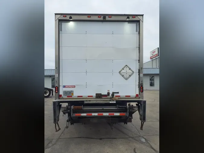 2019 FREIGHTLINER/MERCEDES M2 106
