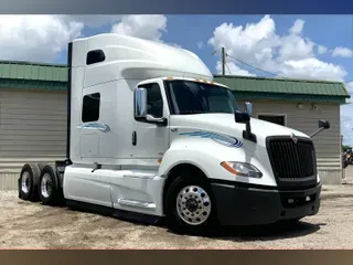 2019 INT LT625 6x4