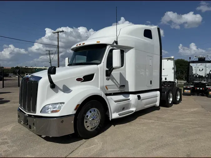 2022 Peterbilt 579