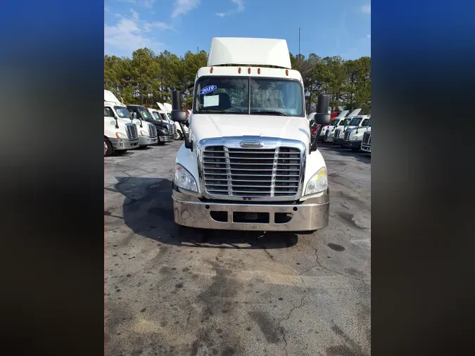 2019 FREIGHTLINER/MERCEDES CASCADIA 125