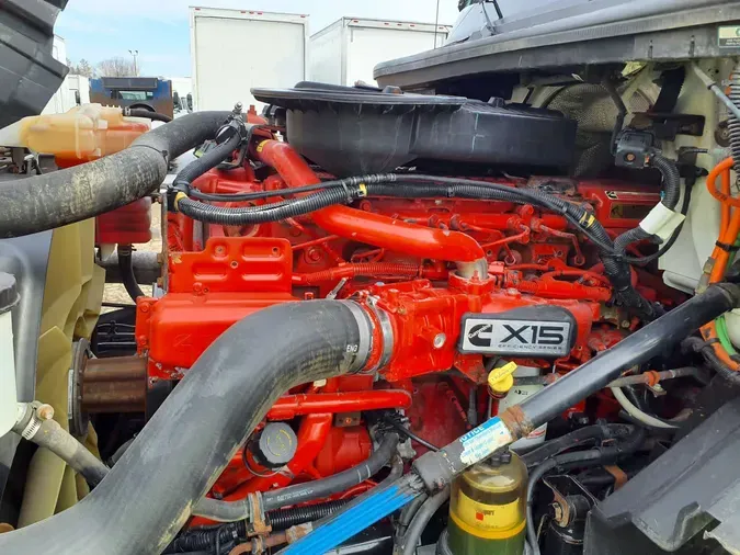 2019 NAVISTAR INTERNATIONAL LT625 DAYCAB T/A