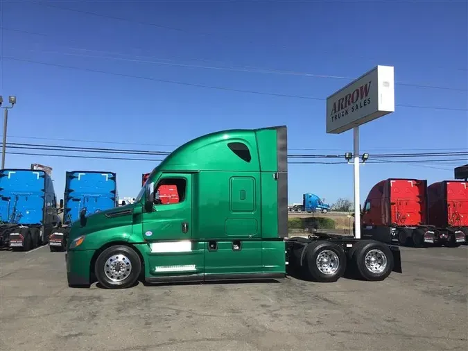 2022 FREIGHTLINER CA126e1af2b1454ba824b6abac781f9bf413e