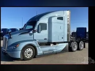 2023 KENWORTH T680