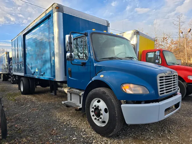 2016 FREIGHTLINER/MERCEDES M2 106