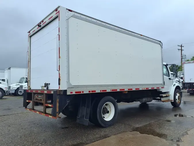 2019 FREIGHTLINER M2 106