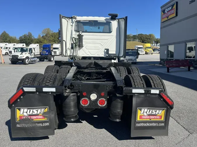 2020 International LT625e1b7a1a4806add3136bb00648c01ec9f