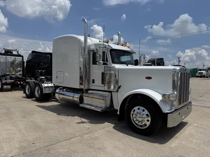 2022 Peterbilt 389e1baab0bfbc91fa5e7fbd88663c4659d