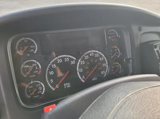 2019 Freightliner Business Class M2 106e1c0e09174af0f8173486a57271010fd