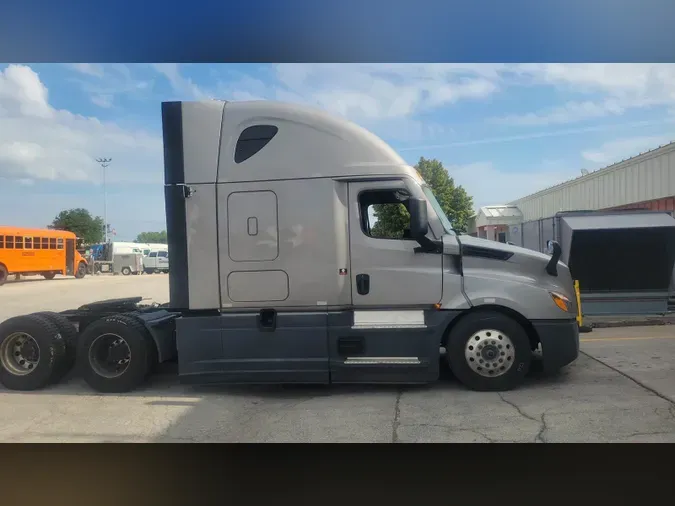 2024 Freightliner Cascadia