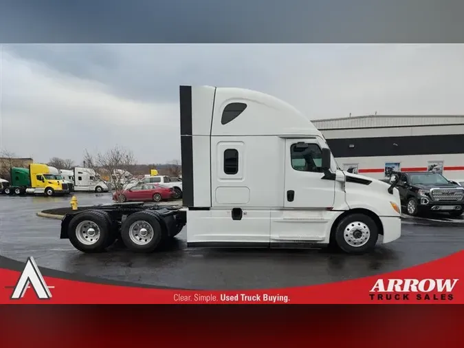 2021 FREIGHTLINER CA126