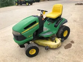 2010 John Deere LA145