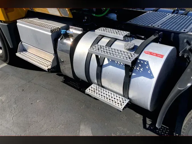 2019 INT LT625 6x4e1c8eeef45b5e33cf8a12a6950c85721