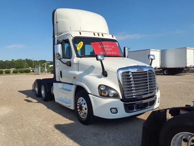 2019 FREIGHTLINER CASCADIA 125