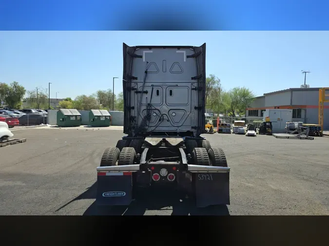 2022 Freightliner Cascadia