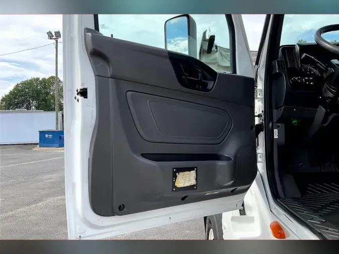 2019 INT LT625 6x4e1cec78f2d5bc7f27c42bc7017e7080e