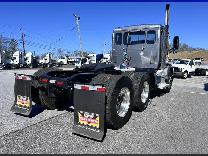 2020 Peterbilt 567