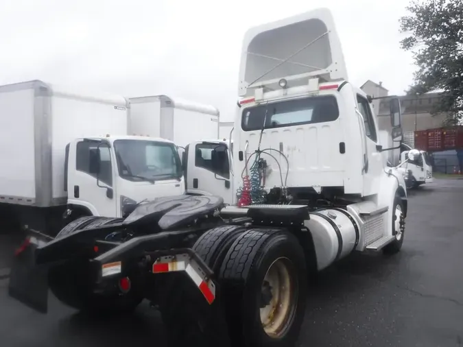 2020 FREIGHTLINER M2-112