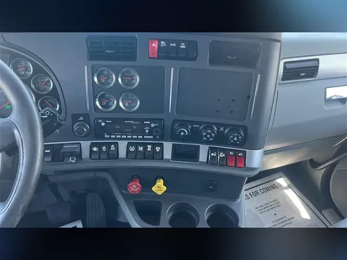 2022 KENWORTH T680
