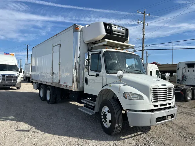 2017 FREIGHTLINER/MERCEDES M2 106