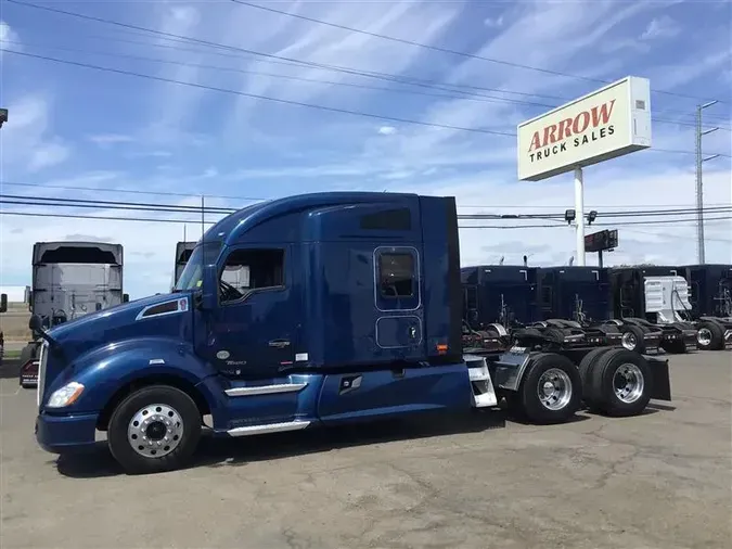 2022 KENWORTH T680