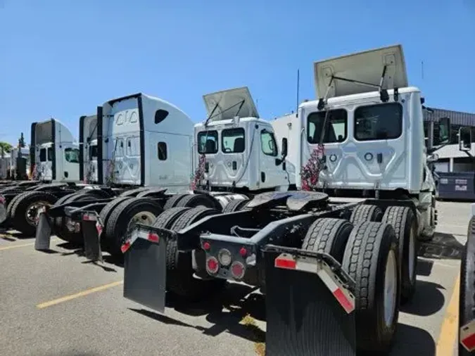 2019 FREIGHTLINER/MERCEDES NEW CASCADIA PX12664