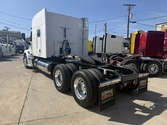 2022 Peterbilt 579