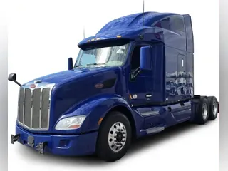 2022 Peterbilt 579