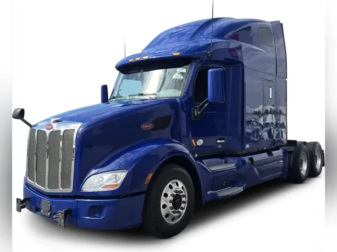 2022 Peterbilt 579e1dfdec57698cba6a06a97f7ad002414