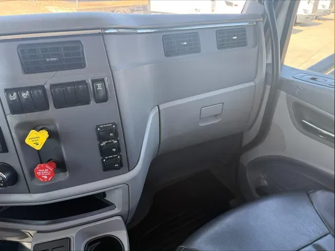 2017 Peterbilt 579
