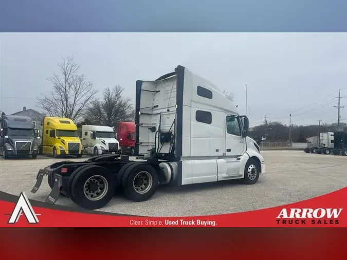 2020 VOLVO VNL760