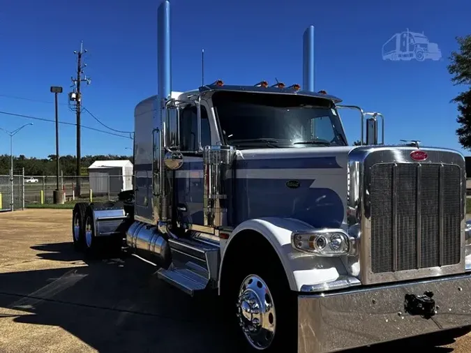 2025 PETERBILT 589