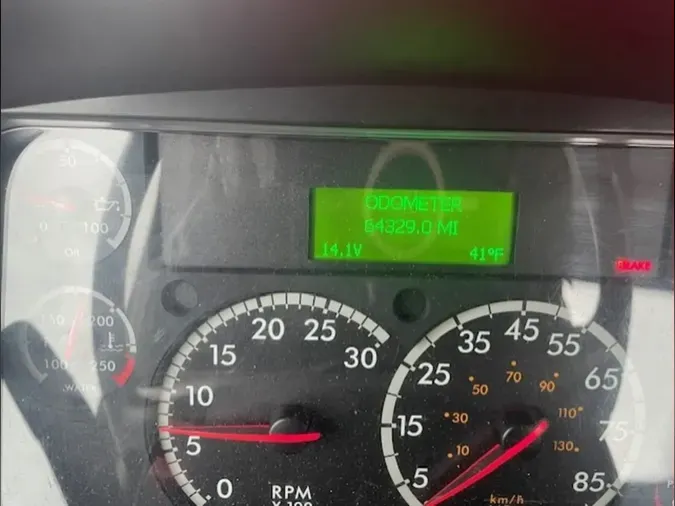 2019 FREIGHTLINER/MERCEDES M2 106