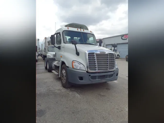 2016 FREIGHTLINER/MERCEDES CASCADIA 125