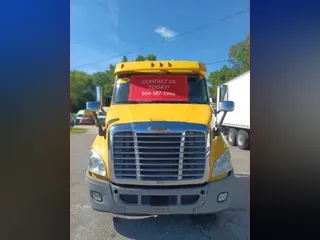 2019 FREIGHTLINER CASCADIA 113