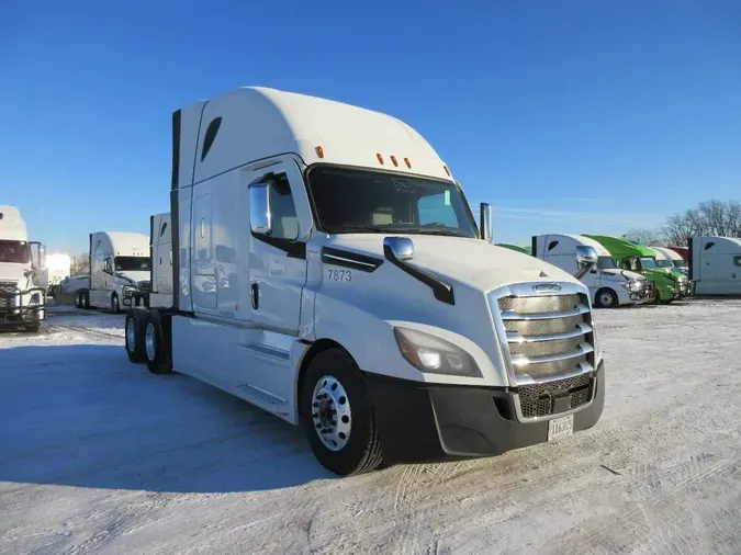 2023 FREIGHTLINER Cascadia 126