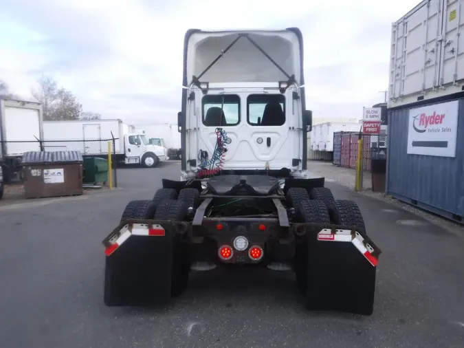 2018 FREIGHTLINER/MERCEDES CASCADIA 125