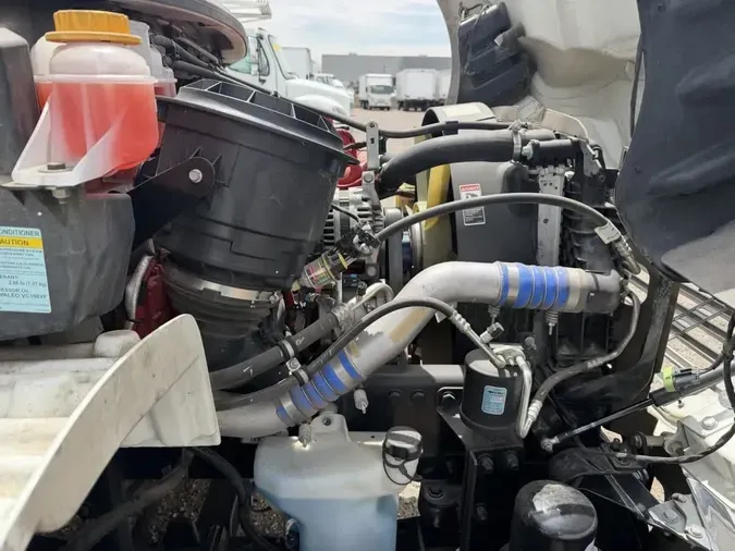 2021 FREIGHTLINER/MERCEDES M2 106