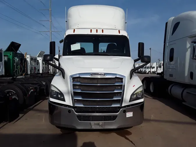 2019 FREIGHTLINER/MERCEDES NEW CASCADIA 116