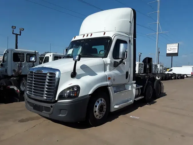 2020 FREIGHTLINER CASCADIA 125e201561b6640d814f0406202670db370