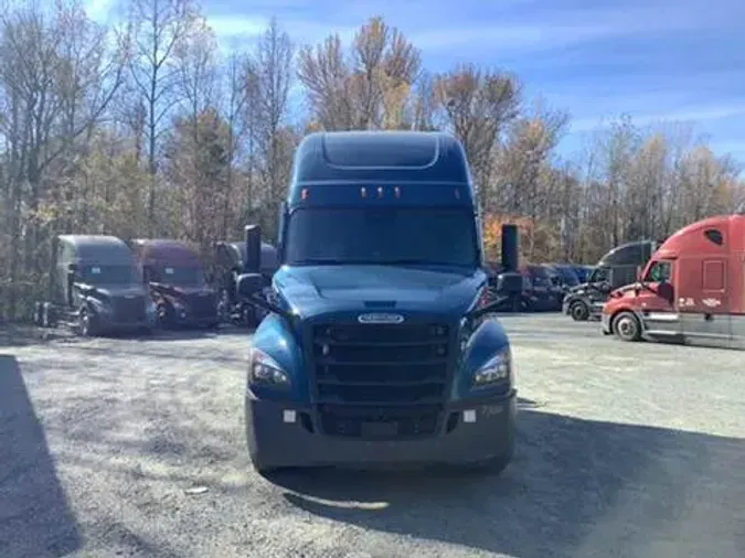 2021 Freightliner Cascadia