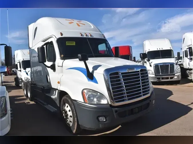 2017 FREIGHTLINER CASCADIA 125