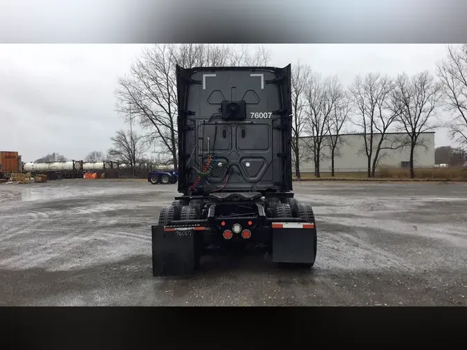 2024 Freightliner Cascadia