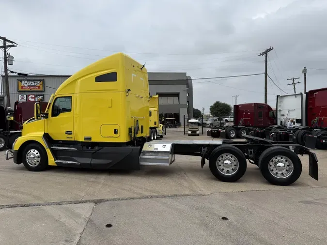2023 Kenworth T680