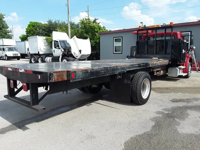 2018 FREIGHTLINER/MERCEDES M2 106