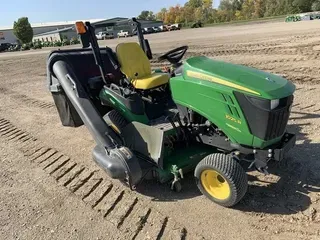 2013 John Deere 1025R