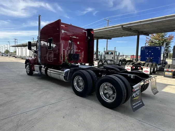 2022 Peterbilt 567